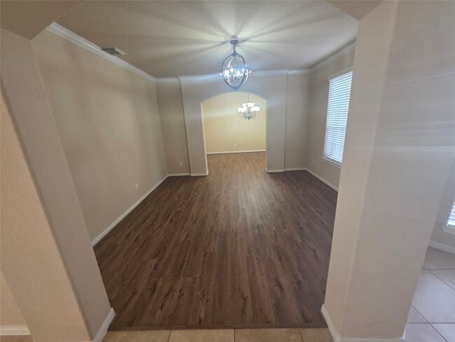 Building Photo - 2520 Garnetfield Ln