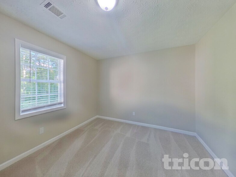 Building Photo - 355 Mary Alice Dr