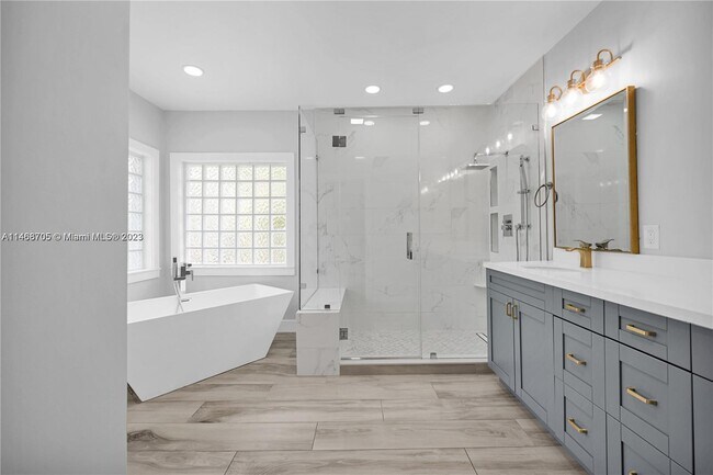 Building Photo - 17610 SW 80th Ct