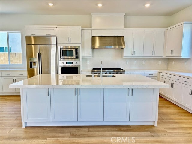 Building Photo - 135 Sawbuck