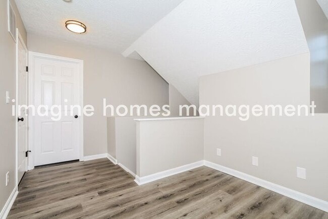 Building Photo - Stunning 3 Bedroom Home in Independence!