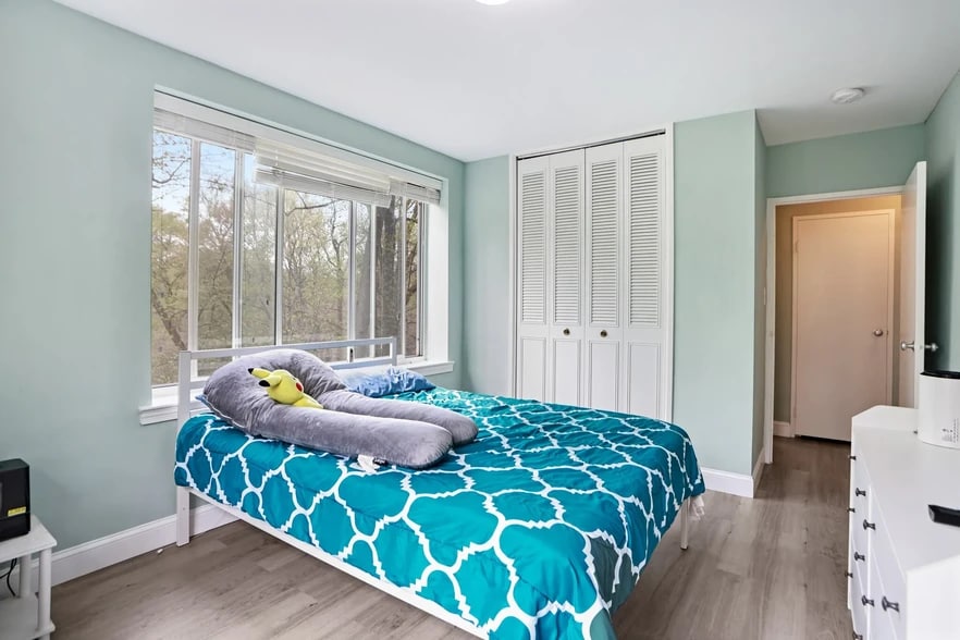 2nd bedroom - 4100 W St NW