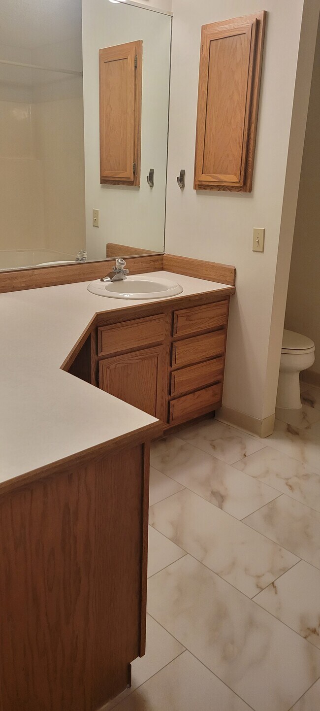 Building Photo - 15757 Griffon Path