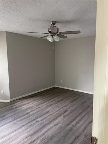 Building Photo - 9831 W Walnut St