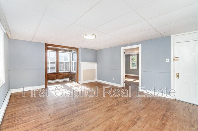 Building Photo - 149 N 2nd St