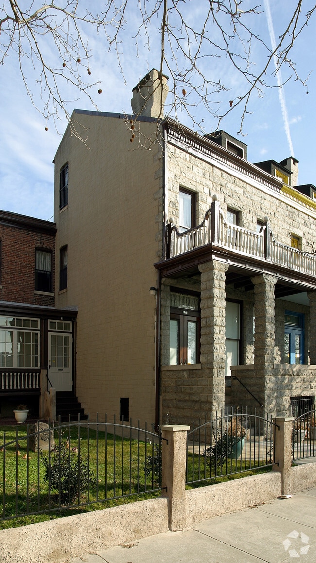 Building Photo - 3512 Bank St
