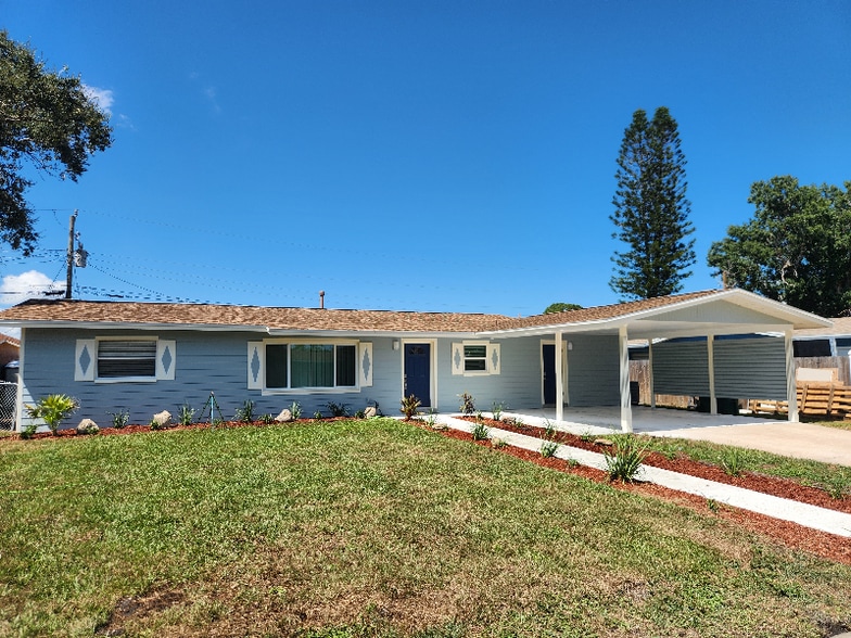 Building Photo - 1345 Lester Ct