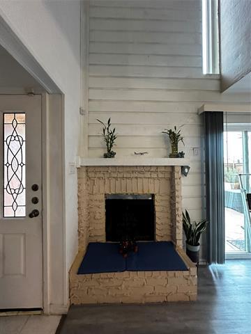Building Photo - 4272 Madera Rd