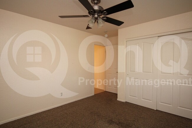 Building Photo - 4173 E Meadow Lark Way