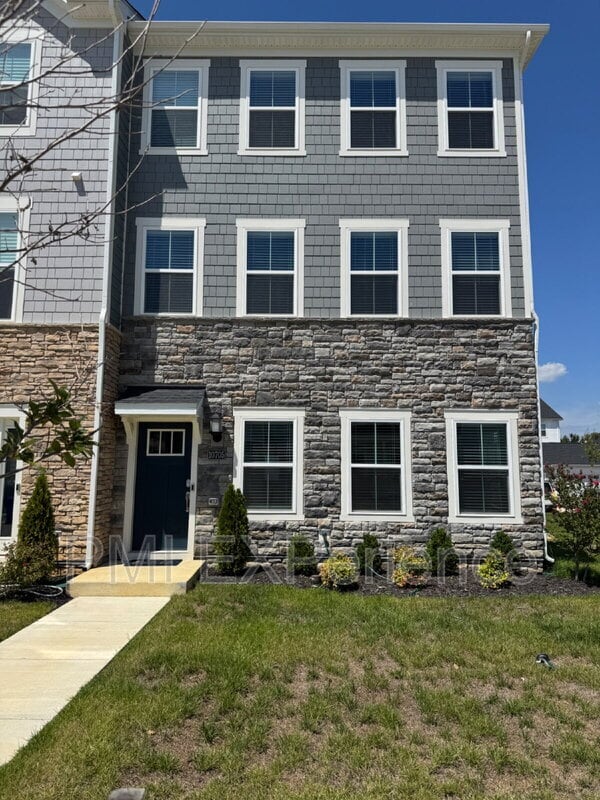 Building Photo - 10705 Millport St