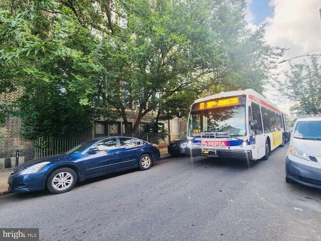 Building Photo - 1317 S 19th St