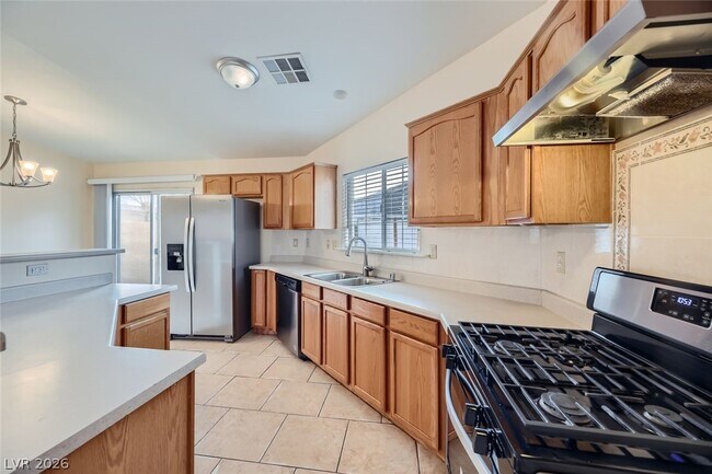 Building Photo - 5173 Panguitch Dr