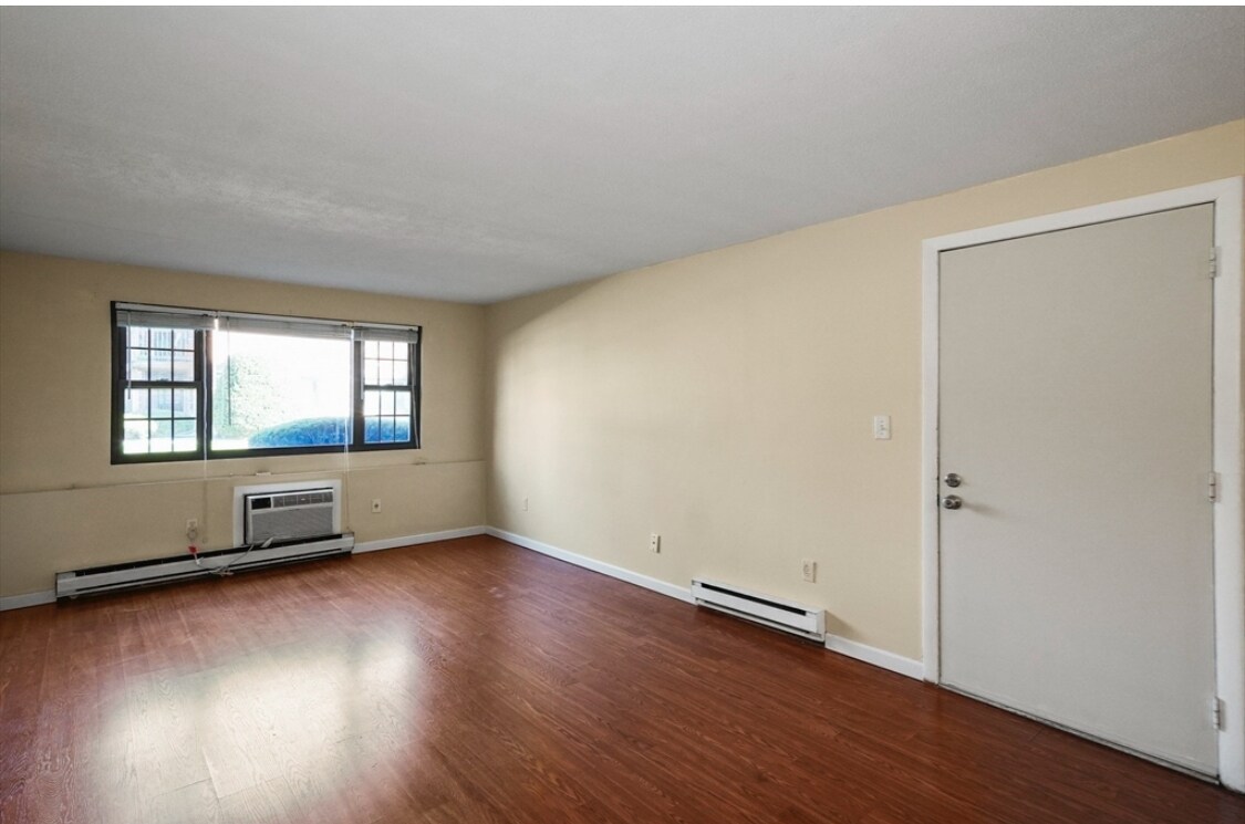 Building Photo - 16A Mayberry Dr