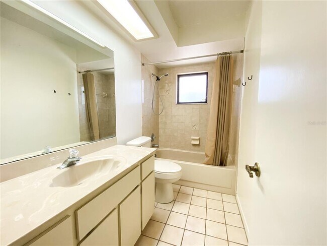 Building Photo - 8992 Hernando Way