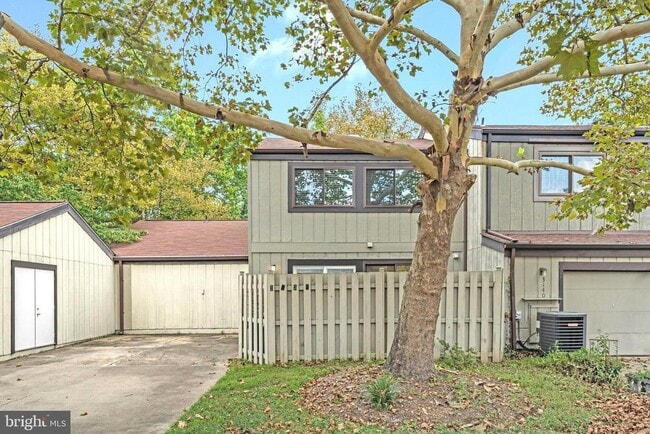 Building Photo - 3138 Babashaw Ct