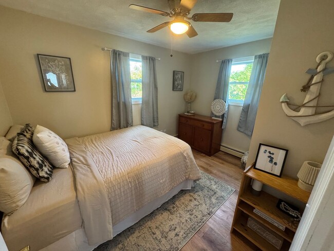 Building Photo - Winter Rental - Furnished 2 Bedroom Rental...