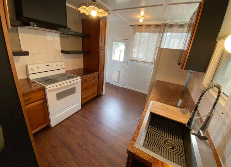 Building Photo - 3216 N Stevens St