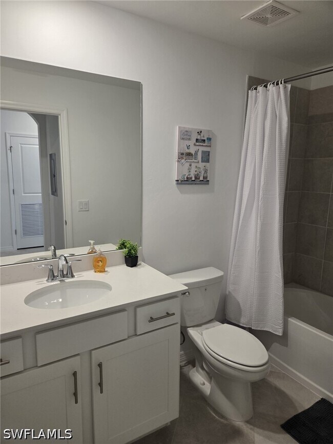 Building Photo - 18421 Copperhead Dr