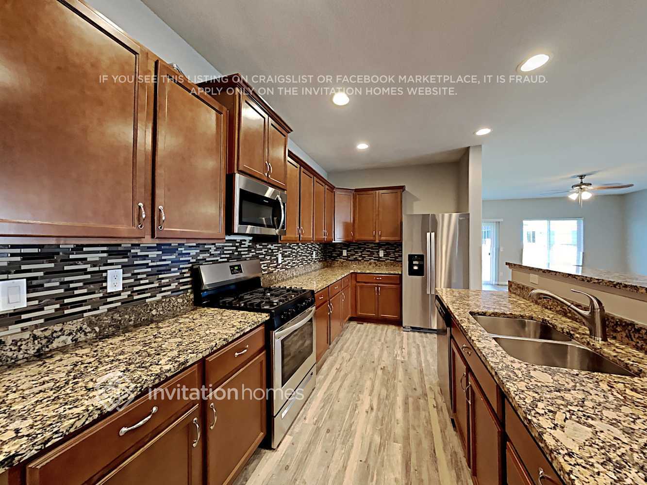 Building Photo - 10172 Seawolf Dr