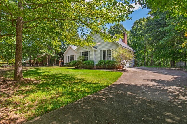 Building Photo - Charming Ranch-Style Home in Wake Forest!