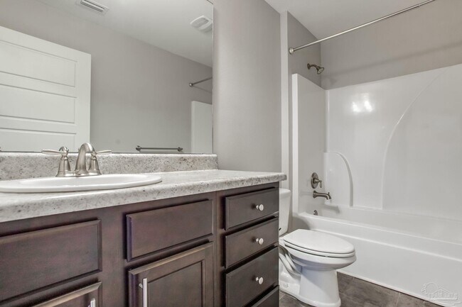 Building Photo - 2470 Bentley Oaks Dr