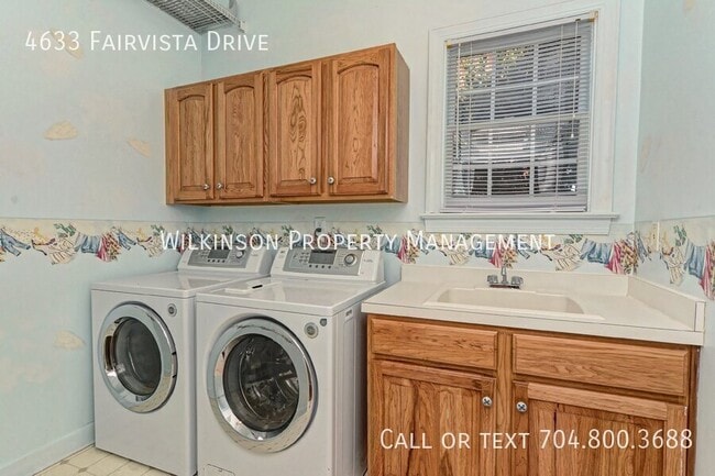 Building Photo - 4633 Fairvista Dr