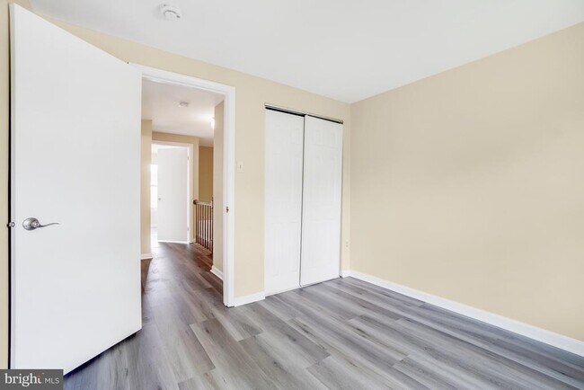 Building Photo - 3121 Benton Square Dr