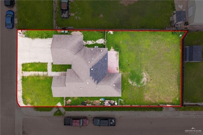 Building Photo - 206 Caramel Dr