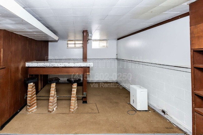 Building Photo - 14147 Pease Rd