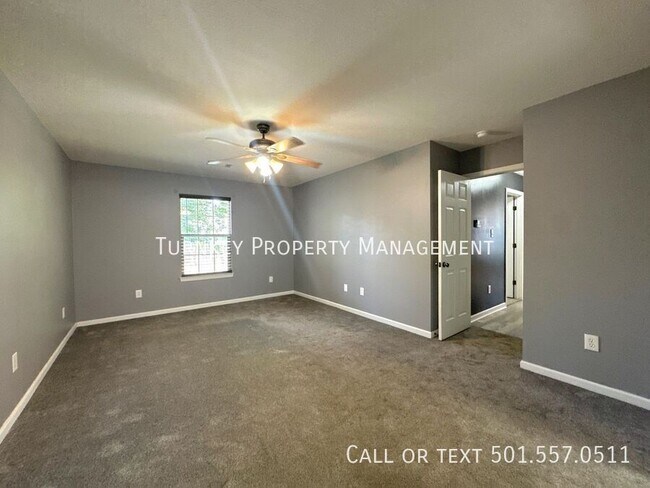 Building Photo - 2919 Gage Dr