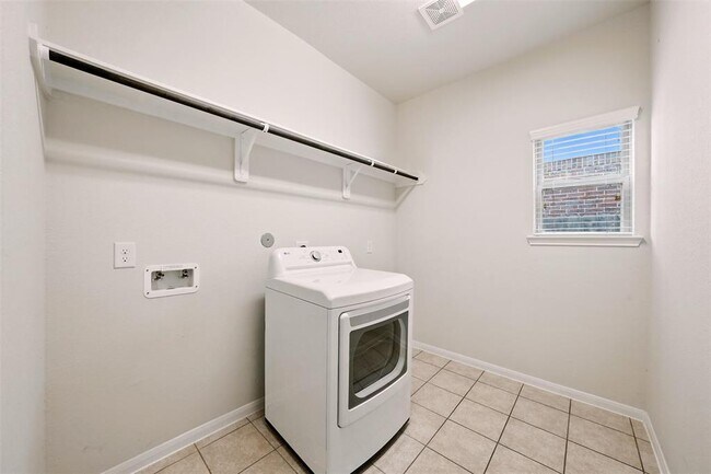 Building Photo - 3022 Aloria Hls Trl