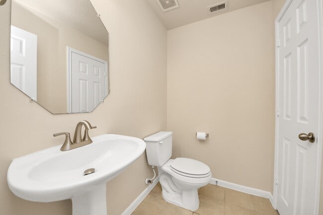 Building Photo - 11034 Kelly Hill Ct