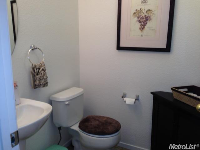 Building Photo - Charming Folsom Prarie City Home