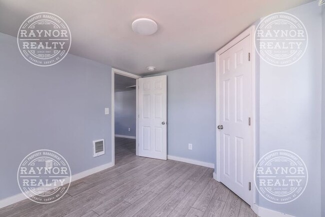 Building Photo - 1114 Branch St