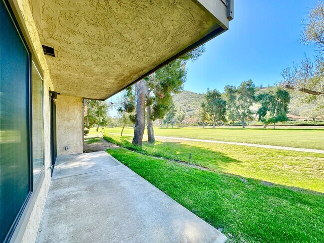 Building Photo - Beautiful, End-Unit, Ground Level, Largest SF 1/1 layout in the Pala Mesa Villas Community with G...