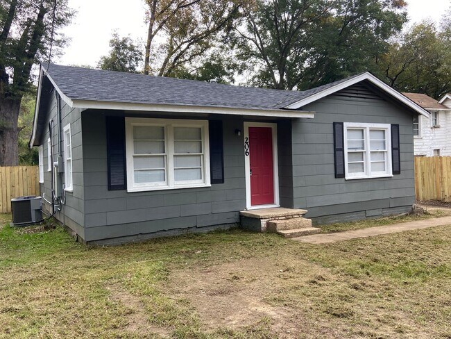 Building Photo - For Sale with Owner Financing!