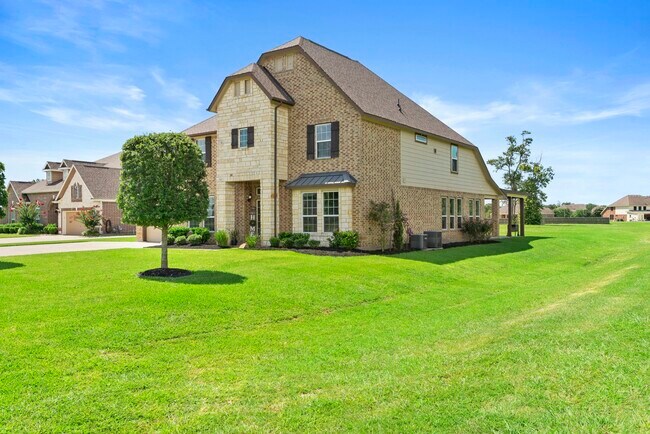 Primary Photo - 9502 Windsong Dr