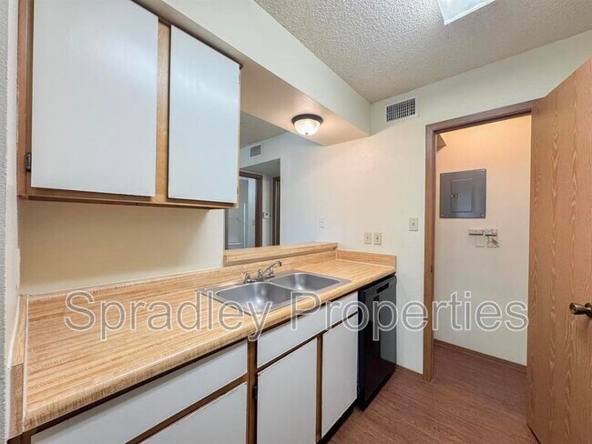 Building Photo - Troy Terrace Apartments