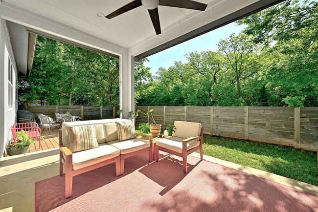 Building Photo - 4707 Craigwood Dr