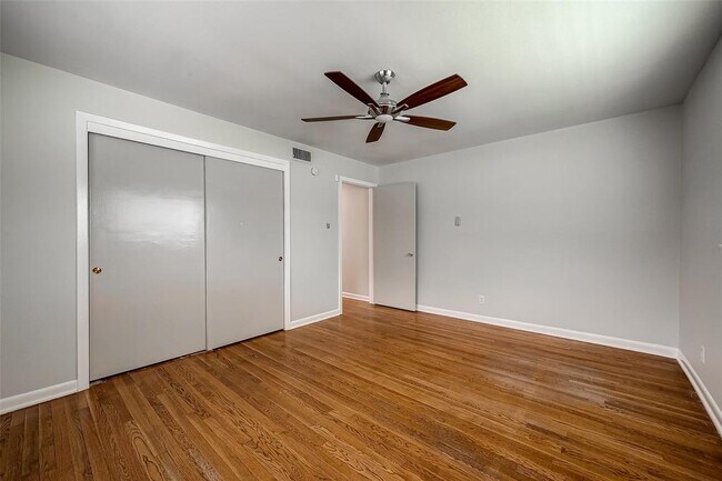 Building Photo - 4115 Mischire Dr