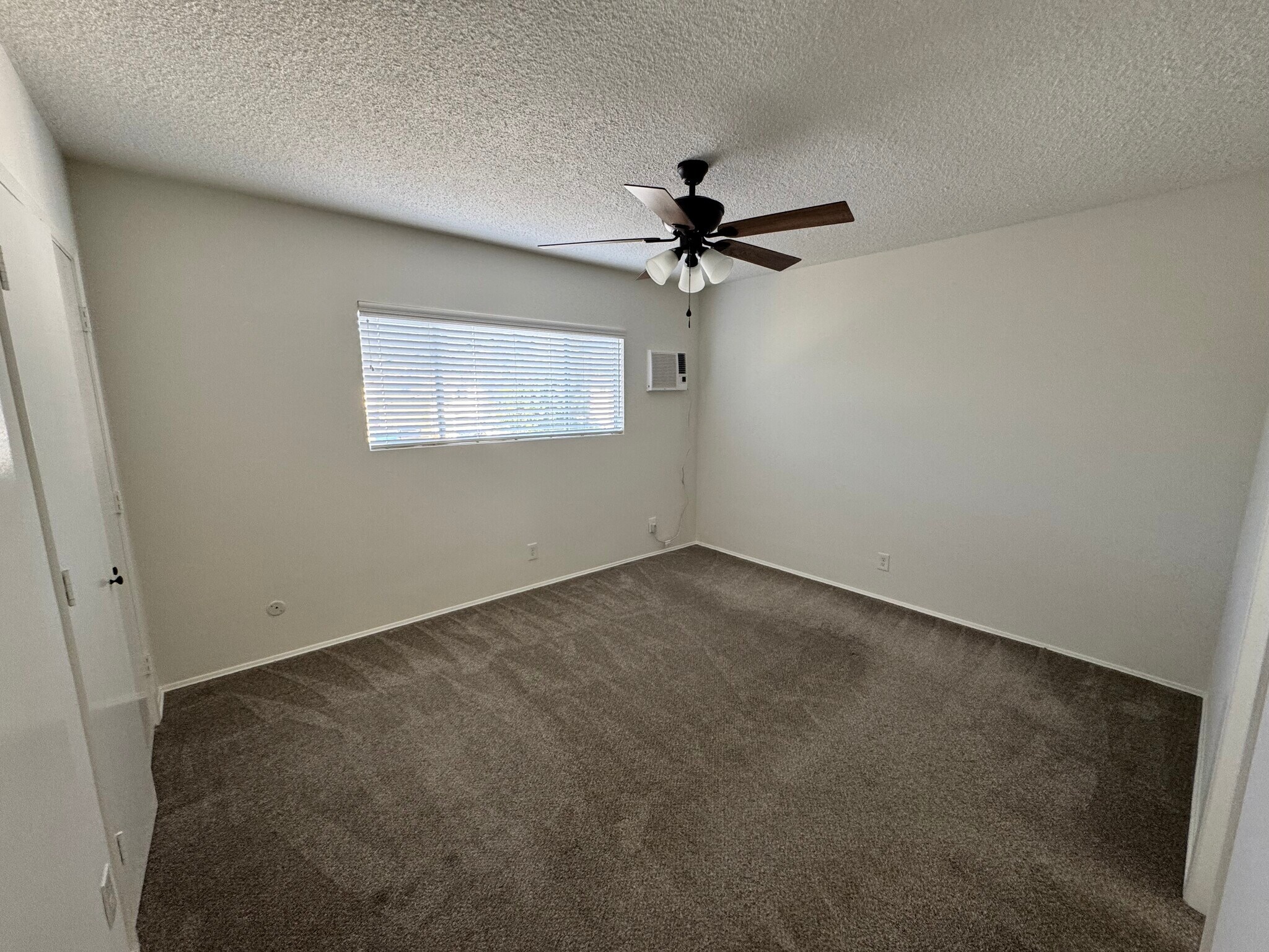 Building Photo - 4230 Gentry Ave