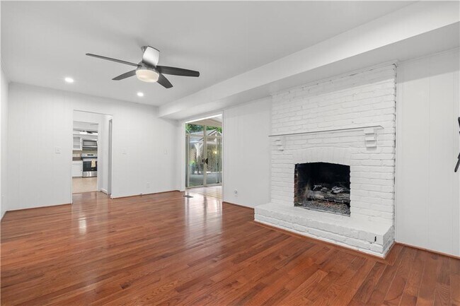 Building Photo - 78 Pheasant Dr SE