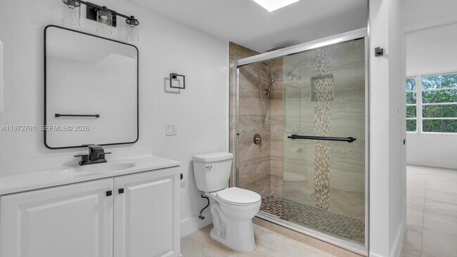 Building Photo - 6911 Environ Blvd