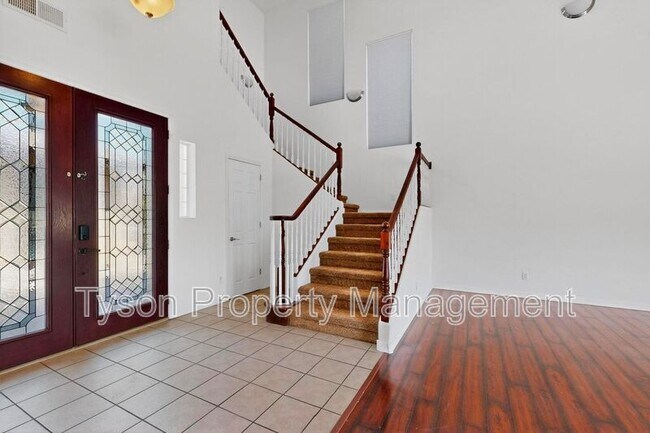 Building Photo - 7120 Alamillo Rd NW
