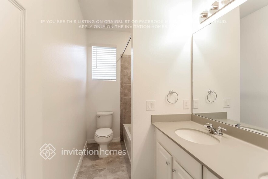 Building Photo - 1708 Felicity Ln