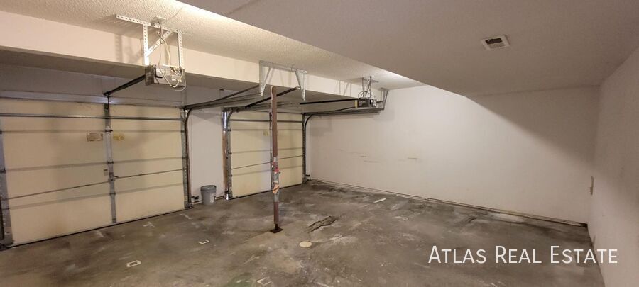 Building Photo - 8608 NE 111th St