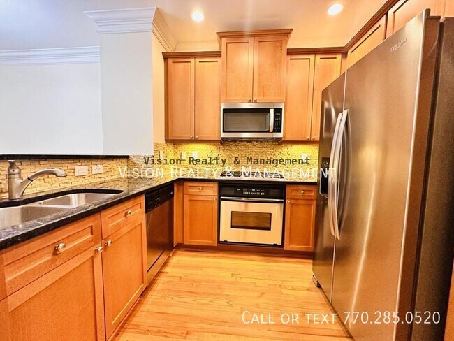 Building Photo - 1092 Glenridge Pl NE
