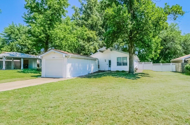Building Photo - 2355 Buttonwood Ct