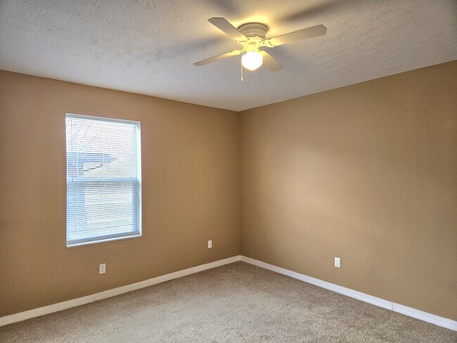 Building Photo - 5210 Bessmer Dr