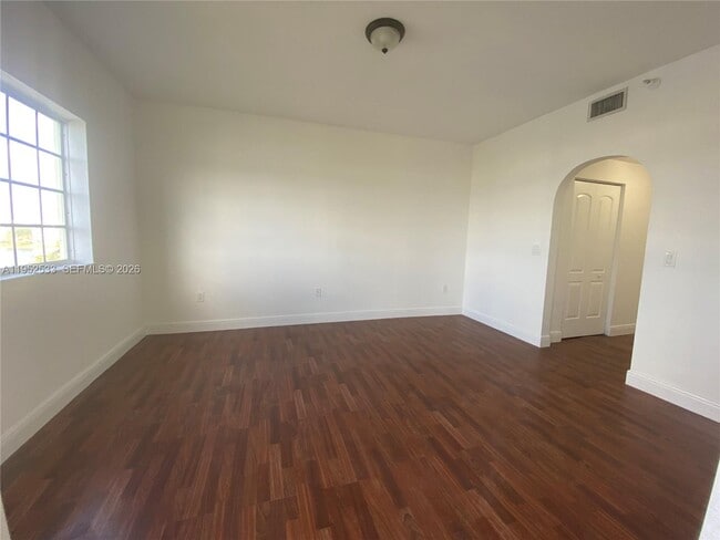 Building Photo - 10700 NW 66th St